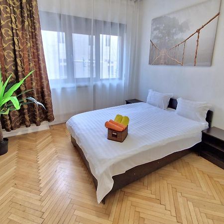Global Downtown Apartments - Universitate - Calea Victoriei Bükreş Dış mekan fotoğraf