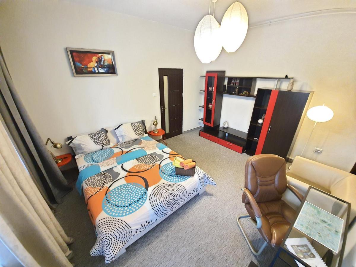 Global Downtown Apartments - Universitate - Calea Victoriei Bükreş Dış mekan fotoğraf