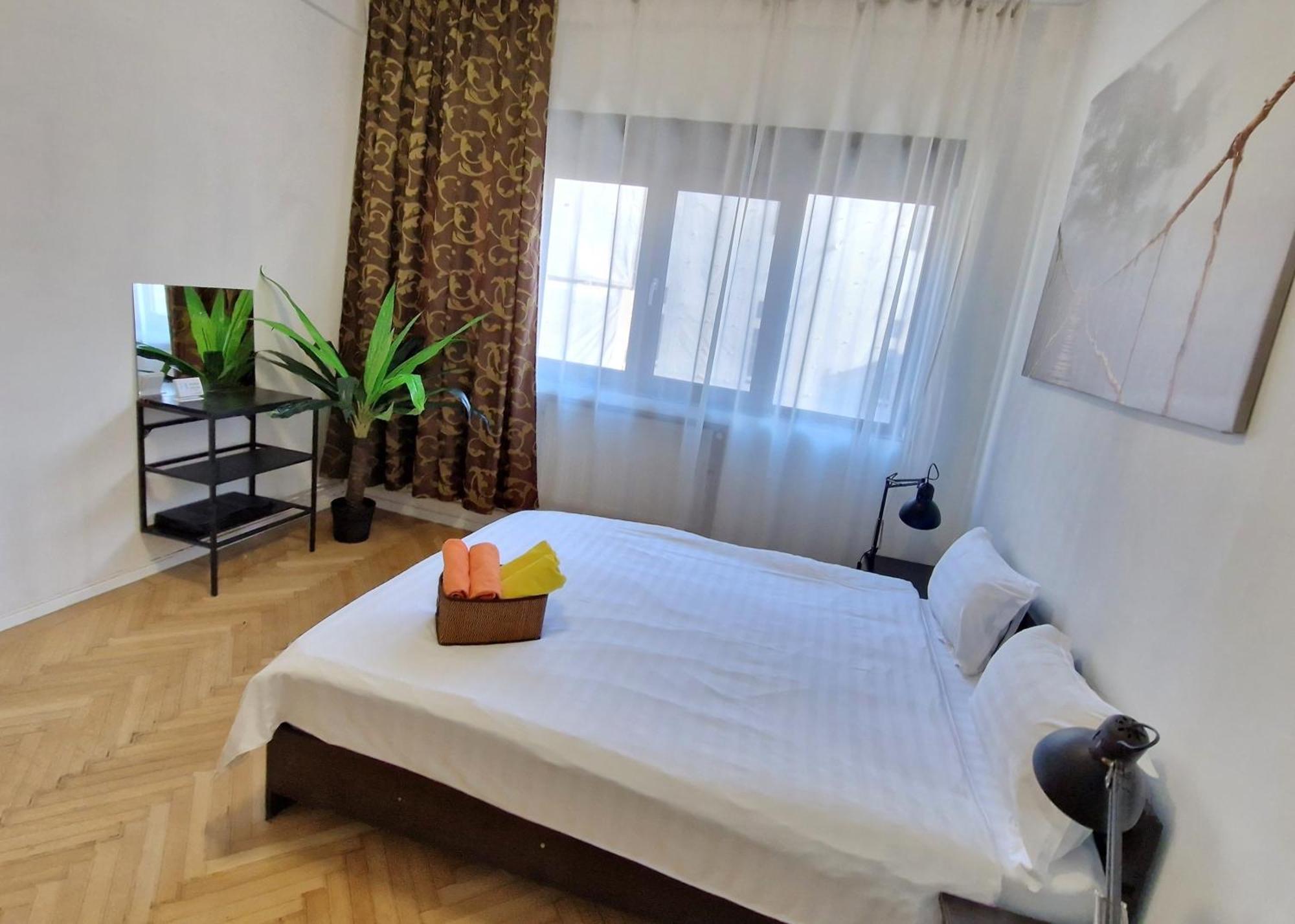 Global Downtown Apartments - Universitate - Calea Victoriei Bükreş Dış mekan fotoğraf